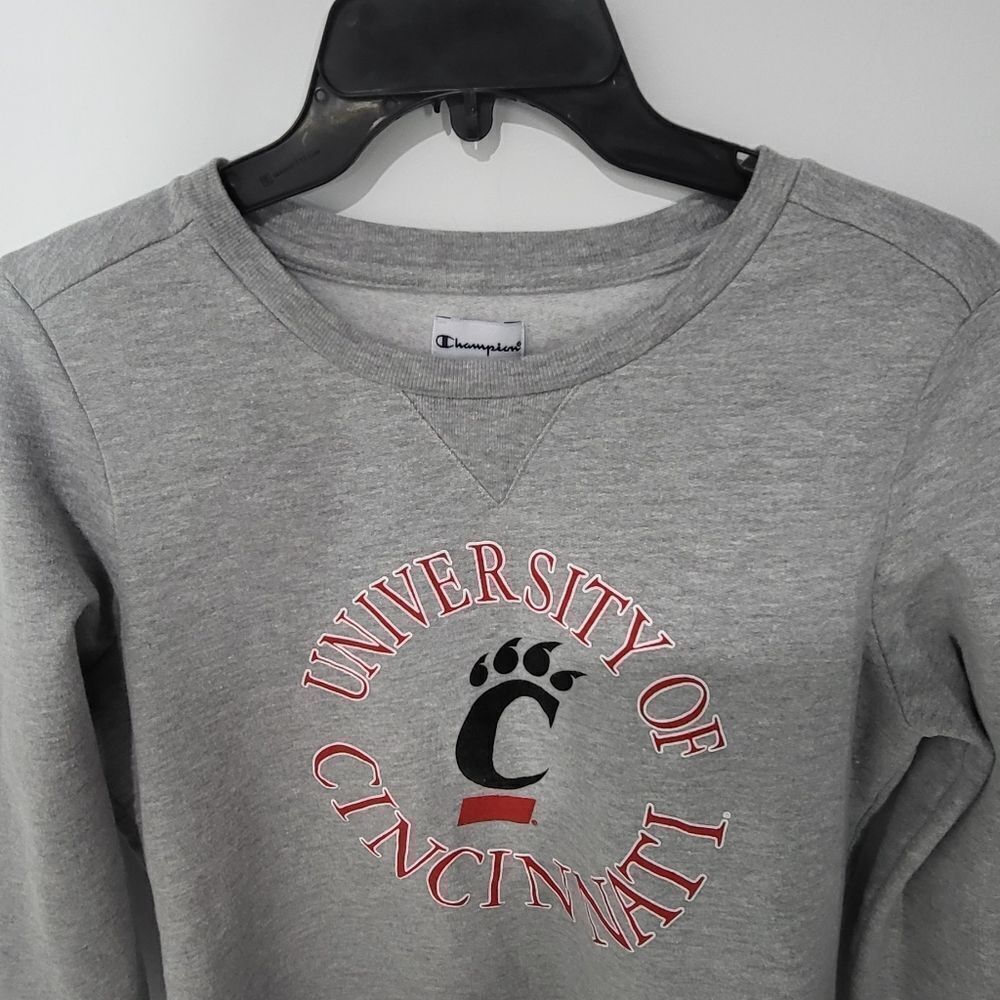 University of Cincinnati Women's Lightweight Champion Gray Sweatshirt - Picture 3 of 9